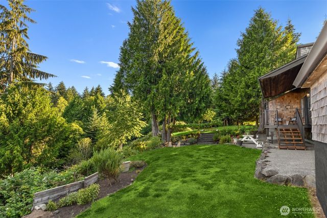 5250 NE See Forever Lane, Poulsbo, WA 98370