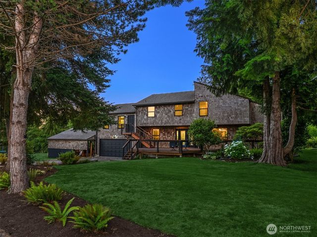 5250 NE See Forever Lane, Poulsbo, WA 98370