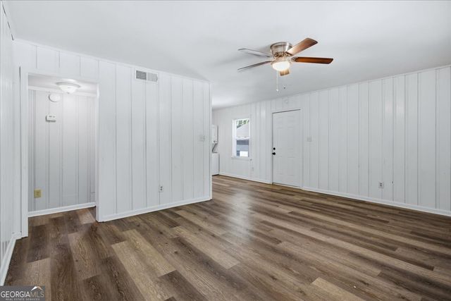 1386 Bryan Avenue, East Point, GA 30344