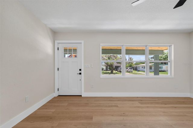5217 18TH AVENUE S, Gulfport, FL 33707