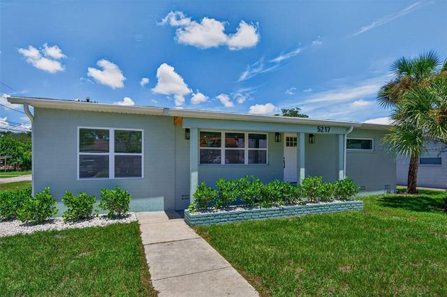 5217 18TH AVENUE S, Gulfport, FL 33707