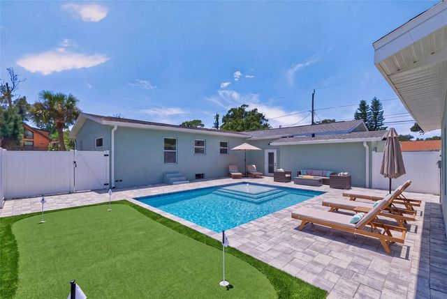 5217 18TH AVENUE S, Gulfport, FL 33707