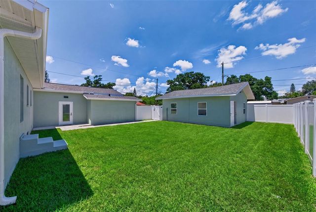 5217 18TH AVENUE S, Gulfport, FL 33707