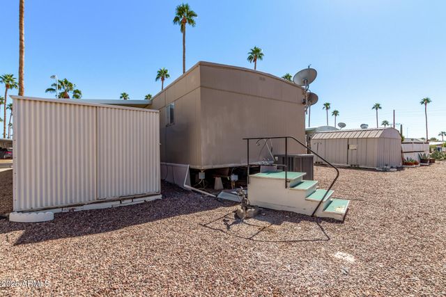 303 S Recker Road 200, Mesa, AZ 85206