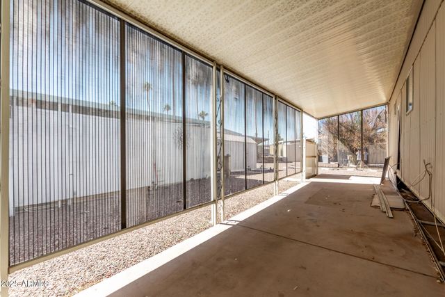 303 S Recker Road 200, Mesa, AZ 85206