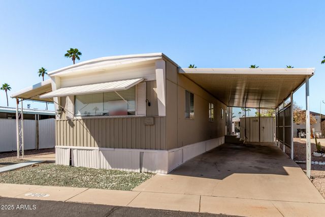 303 S Recker Road 200, Mesa, AZ 85206