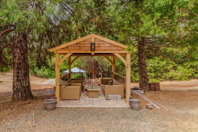 19491 E. Clinton Rd, Jackson, CA 95642