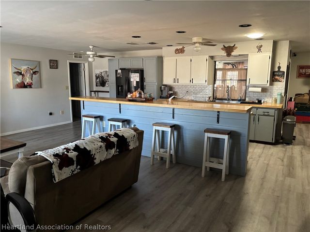 715 Garland Avenue, Sebring, FL 33875