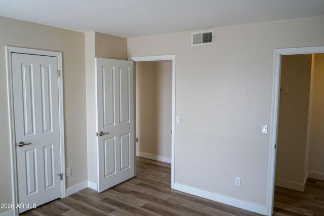 200 E SOUTHERN Avenue 332, Tempe, AZ 85282