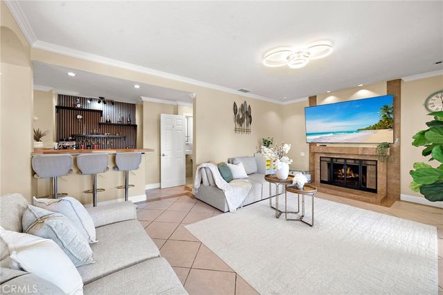 6425 E Shady Valley Lane, Anaheim Hills, CA 92807