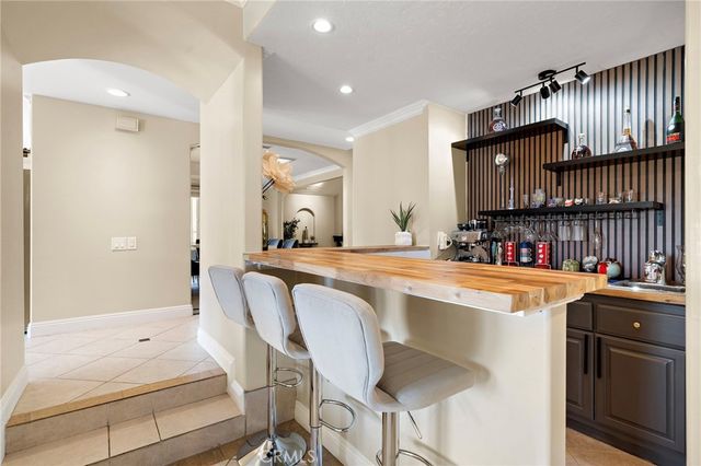 6425 E Shady Valley Lane, Anaheim Hills, CA 92807