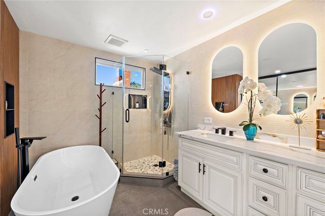6425 E Shady Valley Lane, Anaheim Hills, CA 92807