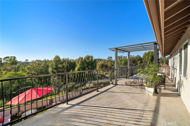 6425 E Shady Valley Lane, Anaheim Hills, CA 92807