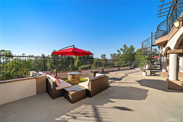 6425 E Shady Valley Lane, Anaheim Hills, CA 92807