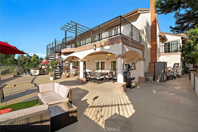 6425 E Shady Valley Lane, Anaheim Hills, CA 92807