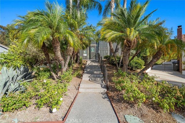 6425 E Shady Valley Lane, Anaheim Hills, CA 92807