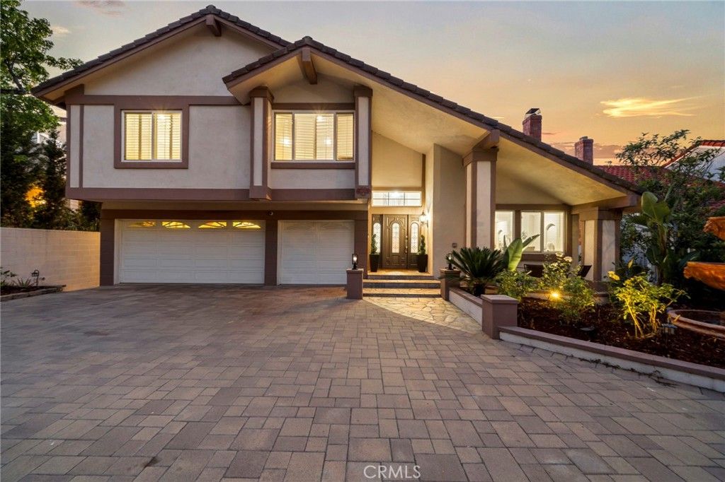6425 E Shady Valley Lane, Anaheim Hills, CA 92807