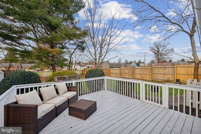 11936 COMANCHE DR, Smithsburg, MD 21783