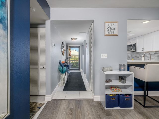 120 CARYL WAY, Oldsmar, FL 34677