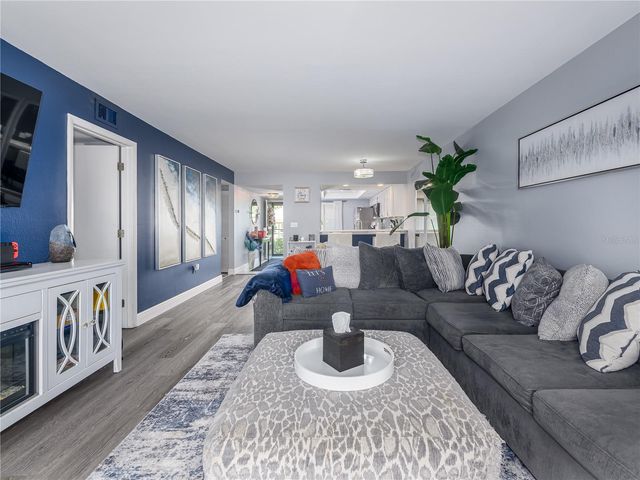 120 CARYL WAY, Oldsmar, FL 34677