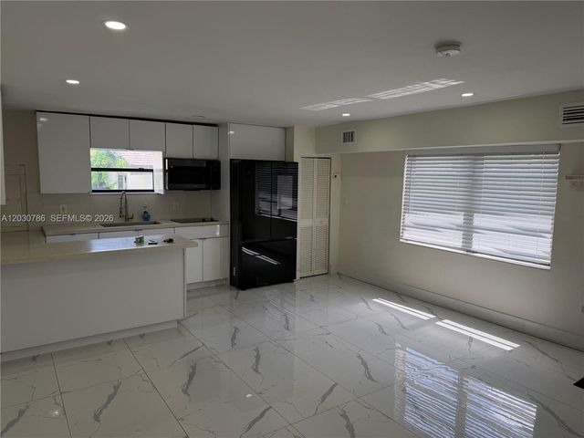 4750 NW 5th Street 2, Miami, FL 33126