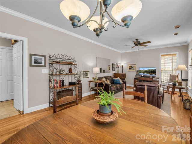 1042 Columbine Road, Asheville, NC 28803