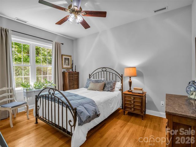 1042 Columbine Road, Asheville, NC 28803