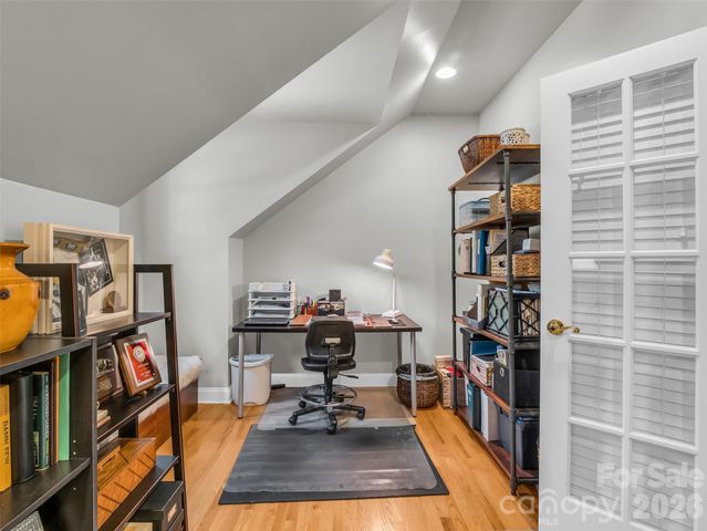 1042 Columbine Road, Asheville, NC 28803