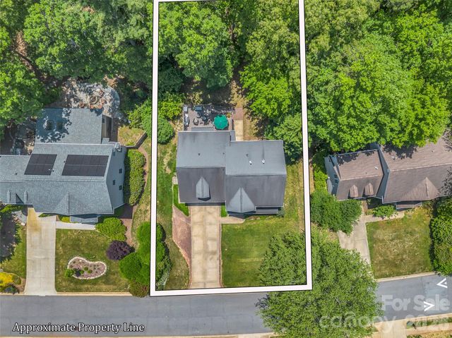 1042 Columbine Road, Asheville, NC 28803