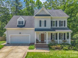 1042 Columbine Road, Asheville, NC 28803
