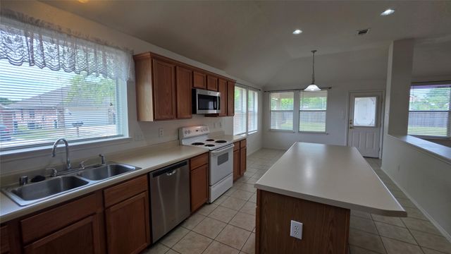 5901 Secco Court, Fort Worth, TX 76179