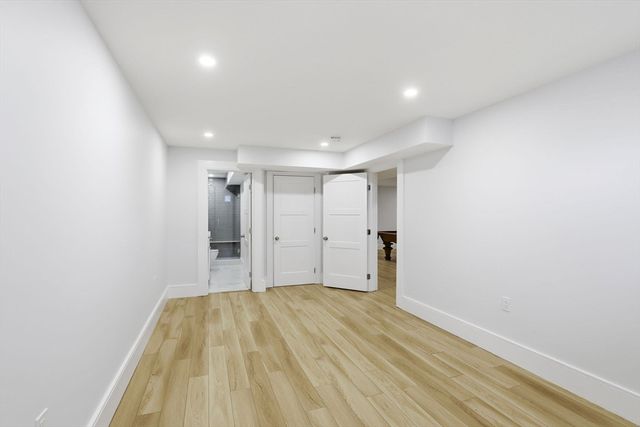 28 Marsh St, Hingham, MA 02043