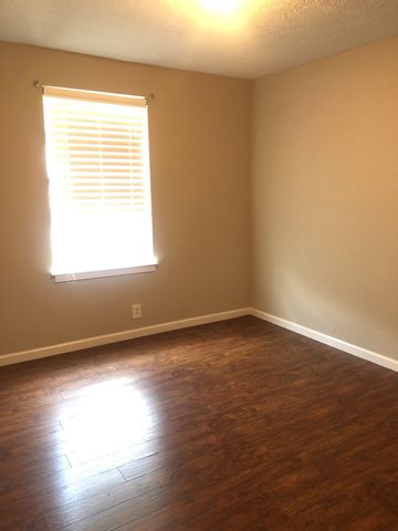 2352 Cooper Ter, Nashville, TN 37216