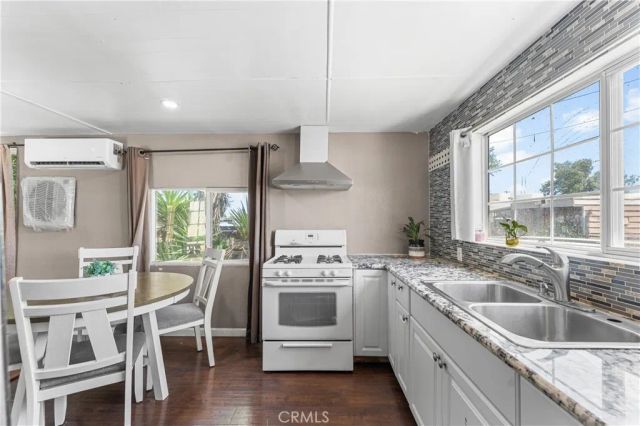 723 W Avenue I, Lancaster, CA 93534