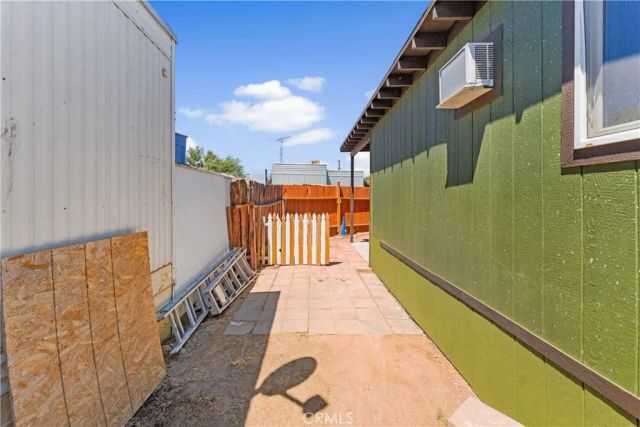 723 W Avenue I, Lancaster, CA 93534