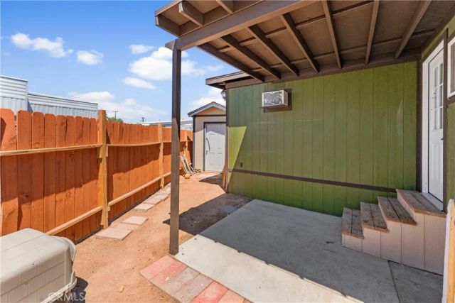 723 W Avenue I, Lancaster, CA 93534