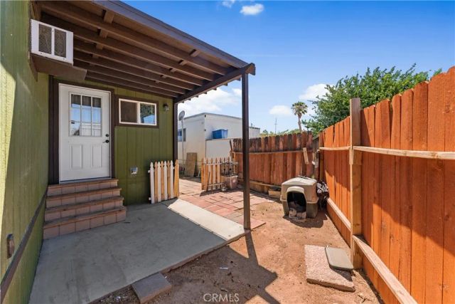 723 W Avenue I, Lancaster, CA 93534