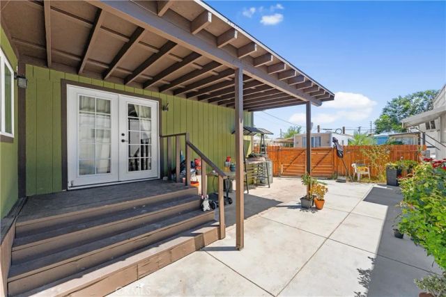 723 W Avenue I, Lancaster, CA 93534