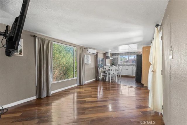 723 W Avenue I, Lancaster, CA 93534