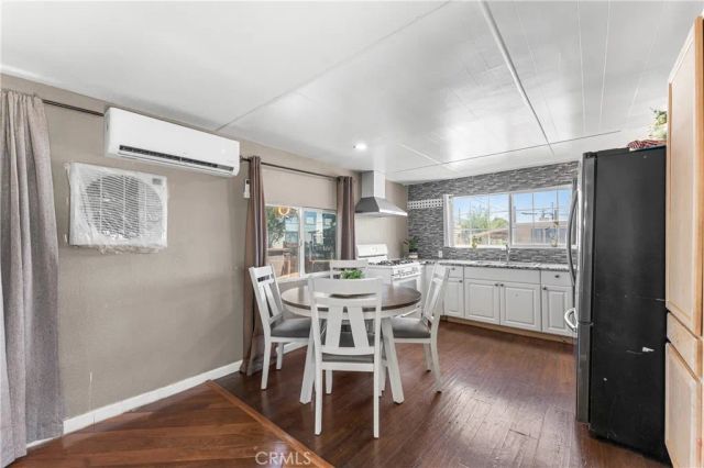 723 W Avenue I, Lancaster, CA 93534