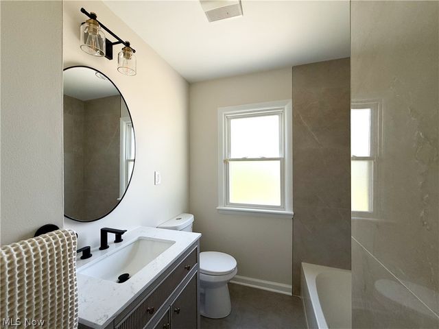15305 Steinway Boulevard, Maple Heights, OH 44137