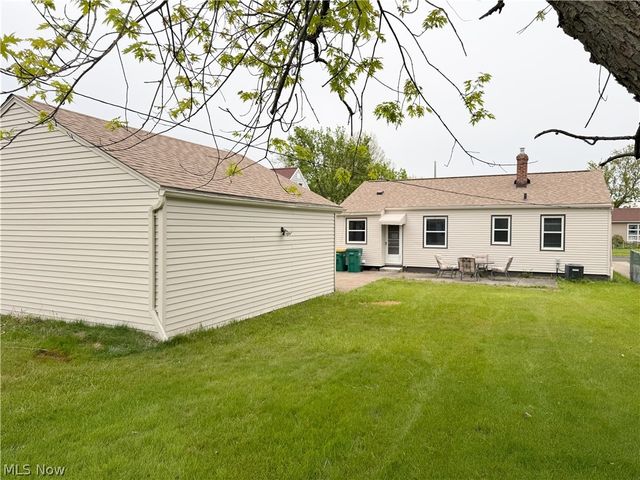 15305 Steinway Boulevard, Maple Heights, OH 44137