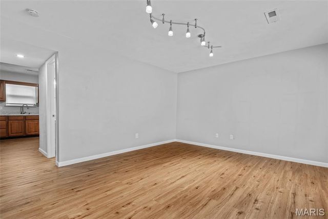 518 Bargraves Boulevard B, Troy, IL 62294