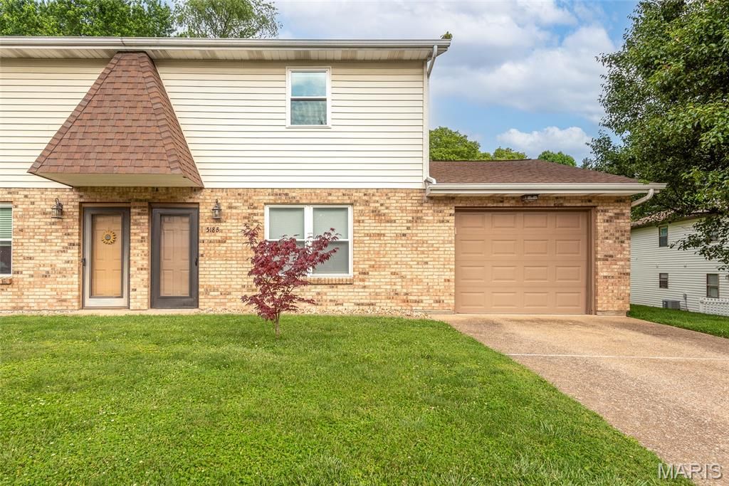 518 Bargraves Boulevard B, Troy, IL 62294