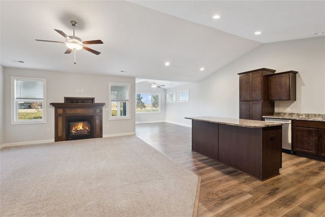 5816 SE 22nd Court, Des Moines, IA 50320