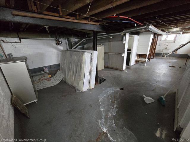 16810 Monte Vista Street, Detroit, MI 48221