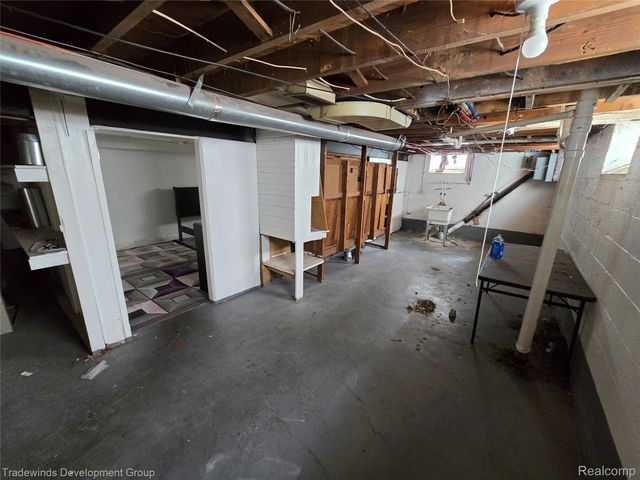 16810 Monte Vista Street, Detroit, MI 48221