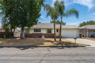 237 W Van Koevering Street, Rialto, CA 92376