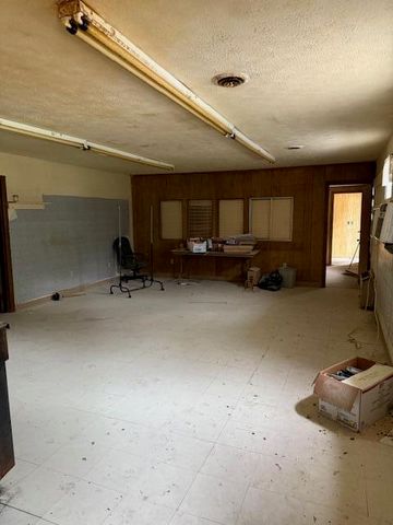 133 Old Campus Road, Frenchburg, KY 40322