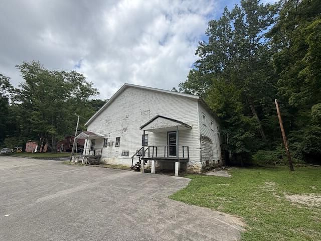 133 Old Campus Road, Frenchburg, KY 40322